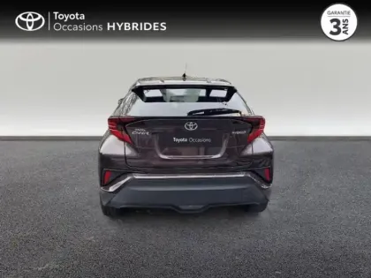 Photo 7 Toyota C-HR  122h Distinctive 2WD E-CVT MY22