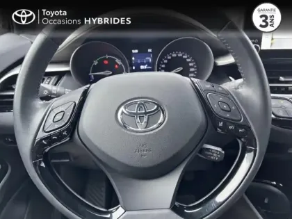 Photo 12 Toyota C-HR  122h Distinctive 2WD E-CVT MY22