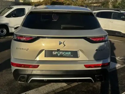 Photo 3 DS DS 7  Crossback E-TENSE 4x4 300ch Louvre