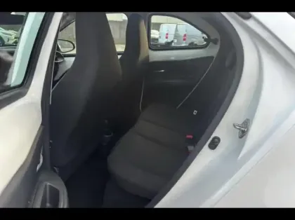 Photo 10 Toyota Aygo  X 1.0 VVT-i 72ch Dynamic