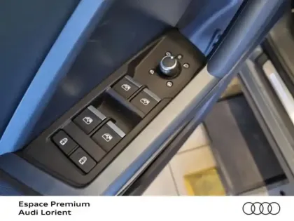 Photo 25 Audi Q3  35 TFSI 150ch S line plus S tronic 7