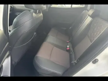 Photo 10 Toyota Yaris  Cross 130h Collection 2WD MC24