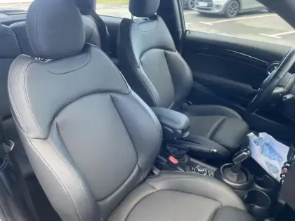 Photo 11 Mini Mini  Cooper 136ch Edition Camden BVA7