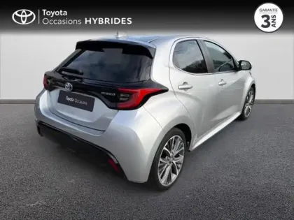 Photo 1 Toyota Yaris  116h Iconic 5p MY22