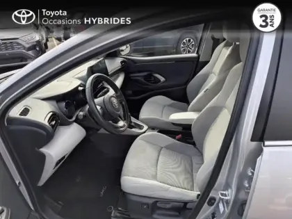 Photo 10 Toyota Yaris  116h Iconic 5p MY22