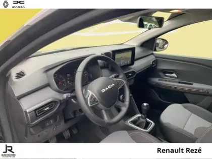 Photo 5 Dacia Sandero  1.0 ECO-G 100ch Stepway Extreme + -24