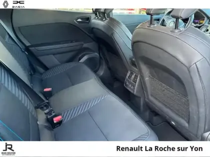 Photo 13 Renault Captur  1.6 E-Tech full hybrid 145ch esprit Alpine