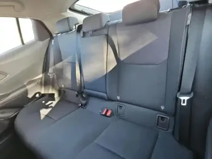 Photo 11 Toyota Prius  Rechargeable 2.0 Hybride Rechargeable 223ch Dynamic