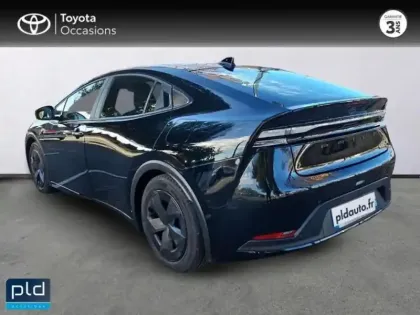 Photo 2 Toyota Prius  Rechargeable 2.0 Hybride Rechargeable 223ch Dynamic