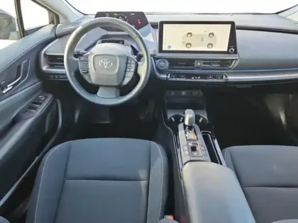 Photo 8 Toyota Prius  Rechargeable 2.0 Hybride Rechargeable 223ch Dynamic