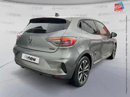 Photo 5 Renault Clio  1.6 E-Tech 145ch full hybrid Techno - 24