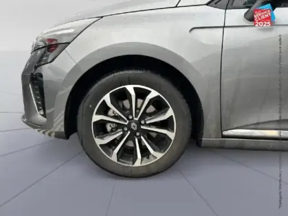 Photo 9 Renault Clio  1.6 E-Tech 145ch full hybrid Techno - 24