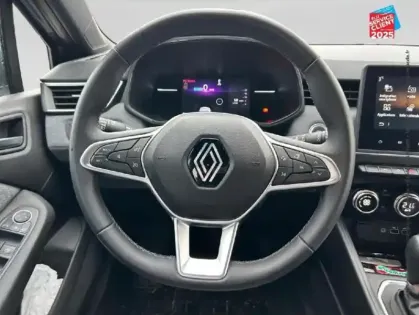 Photo 11 Renault Clio  1.6 E-Tech 145ch full hybrid Techno - 24