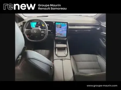 Photo 13 Renault Austral  1.2 E-Tech full hybrid 200ch Iconic- 24