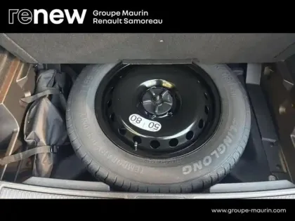 Photo 22 Renault Austral  1.2 E-Tech full hybrid 200ch Iconic- 24