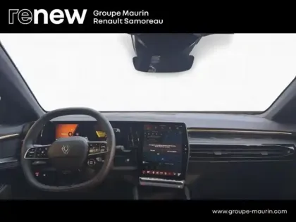 Photo 20 Renault Austral  1.2 E-Tech full hybrid 200ch Iconic- 24