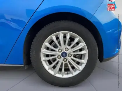 Photo 24 Ford Focus  1.0 EcoBoost 125ch Titanium GPS Radar AV/AR Carplay