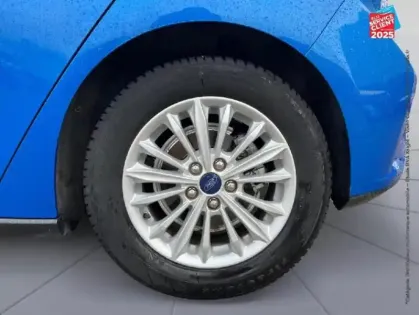 Photo 9 Ford Focus  1.0 EcoBoost 125ch Titanium GPS Radar AV/AR Carplay