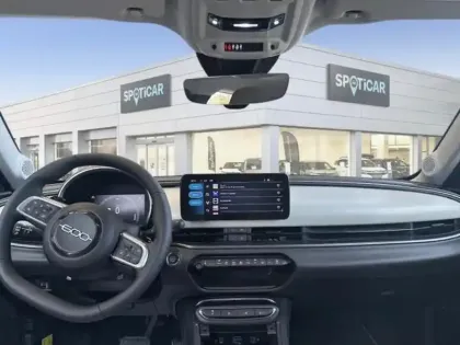 Photo 7 Fiat 600  1.2 Hybrid 100ch La Prima DCT6