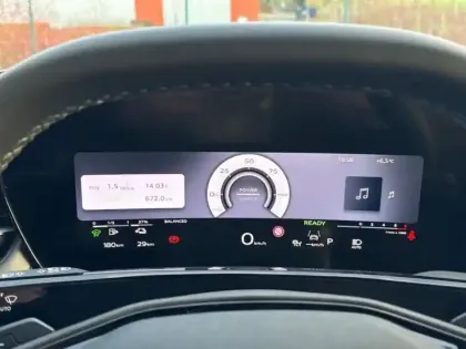 Photo 25 Audi Q3 Gén. III Ph1 S line 5