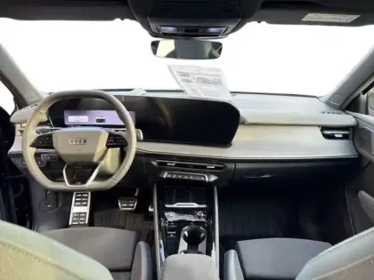 Photo 20 Audi Q3 Gén. III Ph1 S line 5