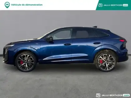 Photo 19 Audi Q3 Gén. III Ph1 S line 5