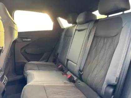 Photo 22 Audi Q3 Gén. III Ph1 S line 5