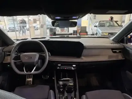 Photo 13 Audi Q3  Sportback 1.5 e-hybrid 272ch S line S tronic 6