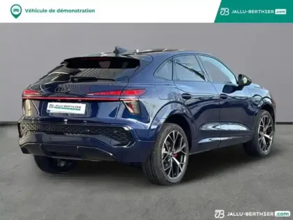 Photo 18 Audi Q3 Gén. III Ph1 S line 5