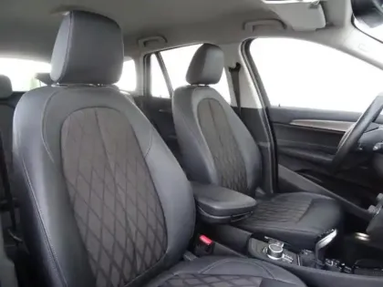 Photo 8 BMW X1  xDrive18dA 150ch xLine