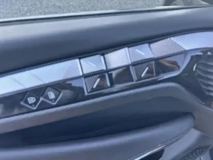 Photo 11 DS DS 4  E-TENSE 225ch Performance Line +