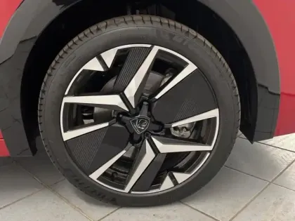 Photo 8 Peugeot 208  e- 136ch GT