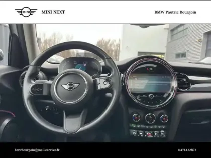 Photo 8 Mini Mini  5 Portes Cooper 136ch Edition Premium Plus BVA7