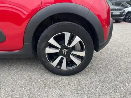 Photo 10 Citroën C3  1.2 PureTech 83ch S&S Shine 130g