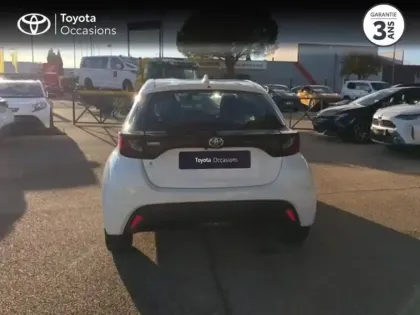 Photo 3 Toyota Yaris  70 VVT-i Dynamic 5p MY22