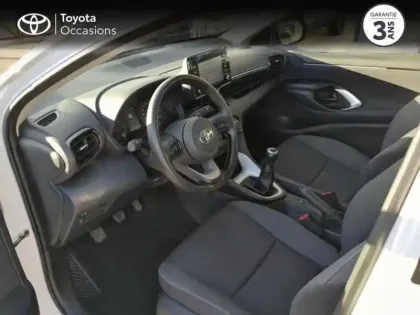 Photo 10 Toyota Yaris  70 VVT-i Dynamic 5p MY22