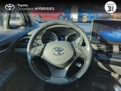 Photo 8 Toyota C-HR  122h Dynamic 2WD E-CVT