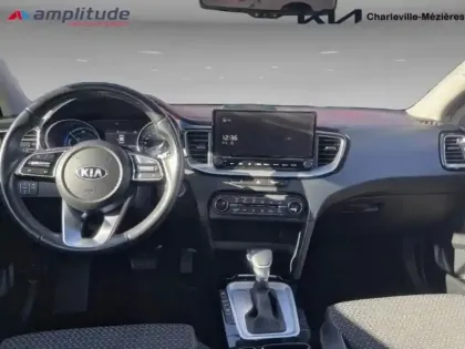 Photo 13 Kia Xceed  1.6 GDi 105ch + Plug-In 60.5ch Active DCT6