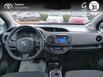 Photo 7 Toyota Yaris  110 VVT-i Ultimate CVT 5p