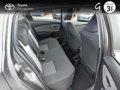 Photo 6 Toyota Yaris  110 VVT-i Ultimate CVT 5p