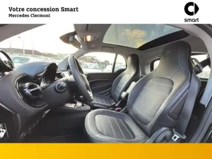 Photo 12 Smart Fortwo  Coupe EQ 82ch prime