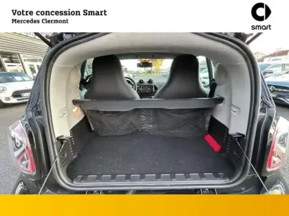 Photo 13 Smart Fortwo  Coupe EQ 82ch prime