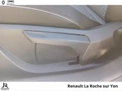 Photo 9 Renault Clio  1.0 TCe 100ch Evolution GPL