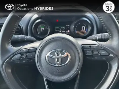 Photo 12 Toyota Yaris  116h France Business 5p