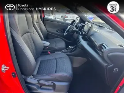 Photo 5 Toyota Yaris  116h France Business 5p