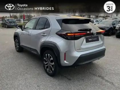 Photo 1 Toyota Yaris  Cross 116h Design Cargo MY22 - TVA RECUP.