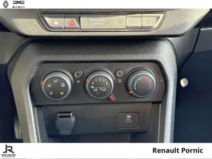 Photo 13 Dacia Sandero  STEPWAY EXPRESSION ECO-G 100ch + PACK NAVIGATION