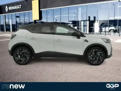 Photo 2 Renault Captur  1.8 E-Tech full hybrid 160ch esprit Alpine - 25