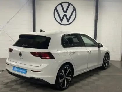 Photo 1 Volkswagen Golf  1.5 TSI EVO2 116ch VW Edition