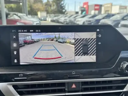 Photo 12 Citroën C4  1.2 Hybride 145ch S&S MAX Automatique